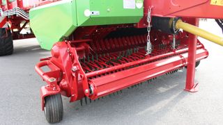 Le pick-up de Flex-Load équipe l'autochargeuse Ambion de Strautmann.