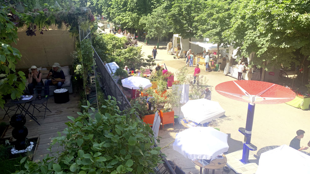La journée professionnelle de Jardins, jardin aux Tuileries a eu lieu le 31 mai 2023, veille de l’ouverture de la manifestation au public. La journée professionnelle de Jardins, jardin aux Tuileries a eu lieu le 31 mai 2023, veille de l’ouverture de la manifestation au public.