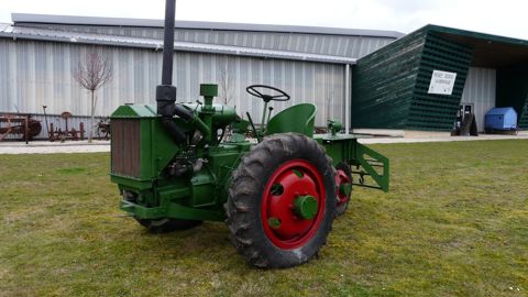 Tracteur Bugaud B 43 : le 3x3 de l’agriculture Tracteur Bugaud B 43 : le 3x3 de l’agriculture