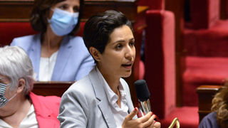 Sarah el Haïry succède à Bérengère Couillard au secrétariat d'Etat à la Biodiversité dans le deuxième gouvernement Borne. Sarah el Haïry succède à Bérengère Couillard au secrétariat d'Etat à la Biodiversité dans le deuxième gouvernement Borne.