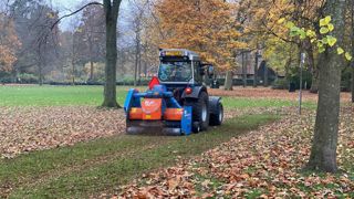 Le broyeur GKB Leaf Reducer transforme les feuilles mortes en amendement Le broyeur GKB Leaf Reducer transforme les feuilles mortes en amendement