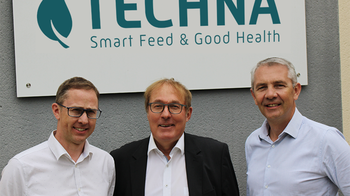 De gauche à droite : Gwenaël Forgeard, prochainement directeur des marchés Feedia, Jean-Luc Mousset, président de Techna qui a passé trente-quatre ans au sein du groupe, et Jean-Marc Pinsault, futur président du groupe et DG de Techna France Nutrition.