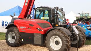 La gamme de chargeurs télescopiques Farmlift 2024 est composée de cinq modèles dotés d'une transmission Powershift.