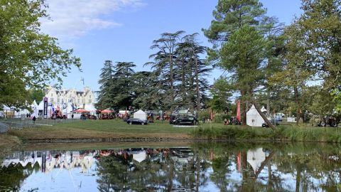 Le cadre de Salonvert, le domaine de Grenade, un magnifique endroit labellisé Jardin remarquable, abritant la plus grande forêt de rhododendrons d’Europe et des arbres de grande qualité, a séduit exposants et visiteurs. Le cadre de Salonvert, le domaine de Grenade, un magnifique endroit labellisé Jardin remarquable, abritant la plus grande forêt de rhododendrons d’Europe et des arbres de grande qualité, a séduit exposants et visiteurs.