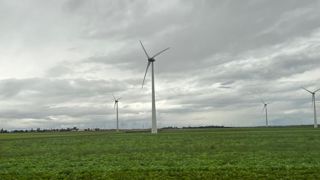 Pour atteindre ses objectifs, la France doit produire 80 TWh d'énergie d'origine éolienne en 2030, contre 38 TWh aujourd'hui. Pour atteindre ses objectifs, la France doit produire 80 TWh d'énergie d'origine éolienne en 2030, contre 38 TWh aujourd'hui.