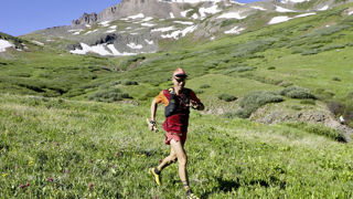 Beñat Marmissolle se voue corps et âme à sa passion de l'ultra-trail.