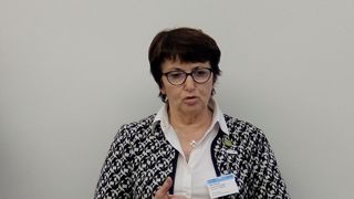 La présidente du Copa, Christiane Lambert, estime que les nombreux lois en discussion mettent les agriculteurs « la tête sous l'eau ». La présidente du Copa, Christiane Lambert, estime que les nombreux lois en discussion mettent les agriculteurs « la tête sous l'eau ».