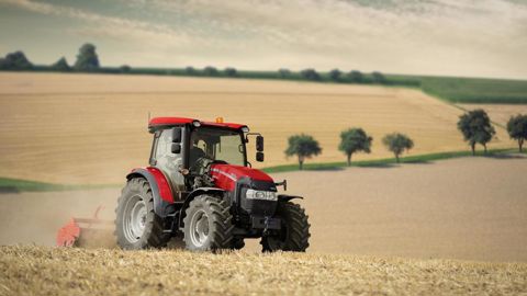 Lancés lors du Sommet de l’élevage 2022, les grands Farmall A sont destinés aux exploitations d’élevage à la recherche d’un compromis performance / prix.