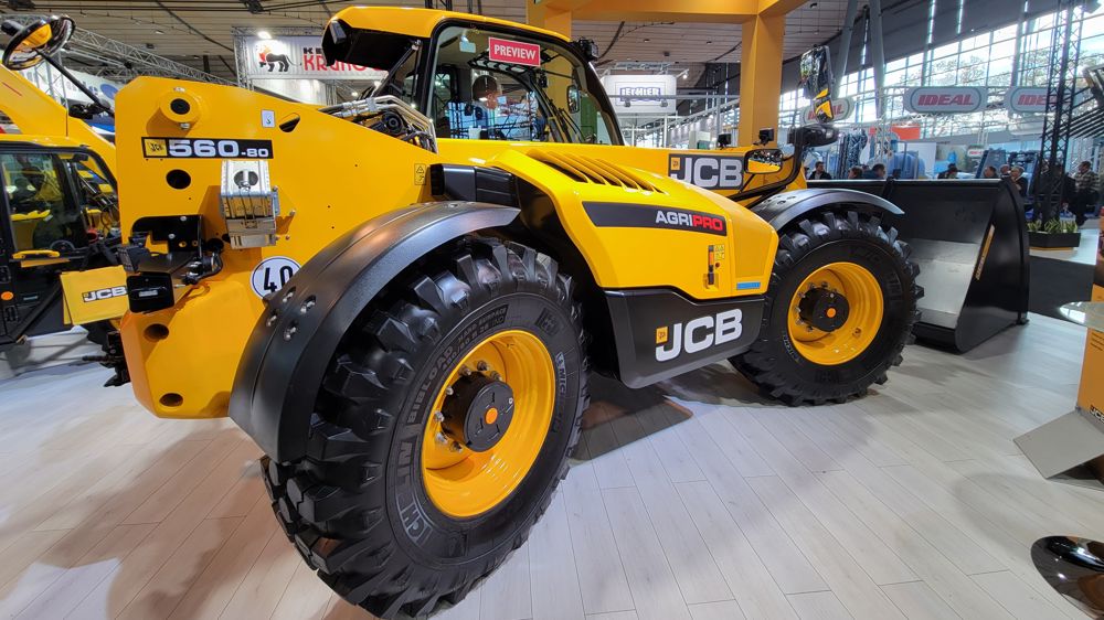 [Agritechnica 2023] Jusqu’à 173 ch sur le télescopique JCB 560-80 Agri Pro