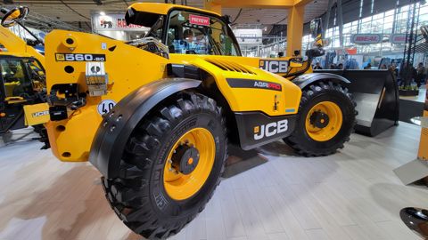 [Agritechnica 2023] Jusqu’à 173 ch sur le télescopique JCB 560-80 Agri Pro