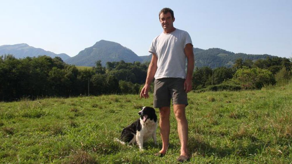 « Chaque fois, mes salariés sont devenus très vite autonomes et ont pris la responsabilité du troupeau », précise Pierre Camou-Ambille. © H. Quenin