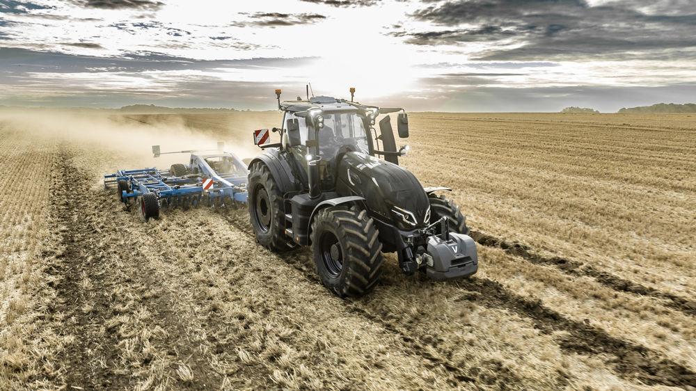 Tracteur Valtra Q5 roulant au biodiesel