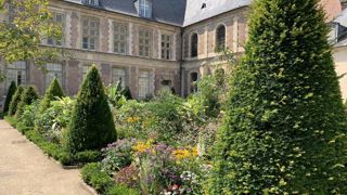 Paris 2024 lance un appel à installations de solutions d’ombrage et de rafraîchissement à partir de végétaux, au sol ou arborés, pour les besoins des jeux Olympiques et Paralympiques. Paris 2024 lance un appel à installations de solutions d’ombrage et de rafraîchissement à partir de végétaux, au sol ou arborés, pour les besoins des jeux Olympiques et Paralympiques.