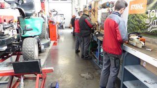 Les revendeurs de matériels de parcs et jardins thermiques ont accès au label de la filière BonusRépar TH. Le revendeur doit demander sa labellisation. En hiver, la période est plus calme, c'est le moment.