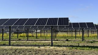 Les arbitrages du décret sur l'agrivoltaïsme, rendus au début de décembre 2023, ont alimenté les débats entre les différents acteurs de la filière. Les arbitrages du décret sur l'agrivoltaïsme, rendus au début de décembre 2023, ont alimenté les débats entre les différents acteurs de la filière.