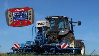 Le semoir Semloc intègre un nouveau terminal de contrôle, disposant d'une information de vitesse GPS. Le semoir Semloc intègre un nouveau terminal de contrôle, disposant d'une information de vitesse GPS.