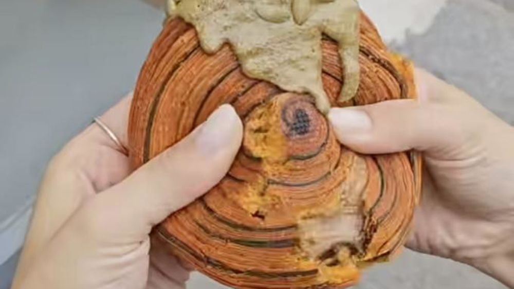 Découpe sauvage des New York rolls,  sur Instagram.