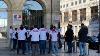 La FNO a fait fait le forcing pour être reçue au Ministère. La FNO a fait fait le forcing pour être reçue au Ministère.