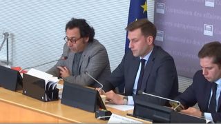 Les députés proposent notamment de renforcer « les moyens et le rang du commissaire européen chargé de l’Agriculture ». Les députés proposent notamment de renforcer « les moyens et le rang du commissaire européen chargé de l’Agriculture ».