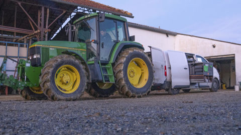 Le John Deere 6600 a développé une puissance maximale de 111,6 ch à 2 150 tr.min-1 lors de son passage au banc de performance moteur. Le John Deere 6600 a développé une puissance maximale de 111,6 ch à 2 150 tr.min-1 lors de son passage au banc de performance moteur.