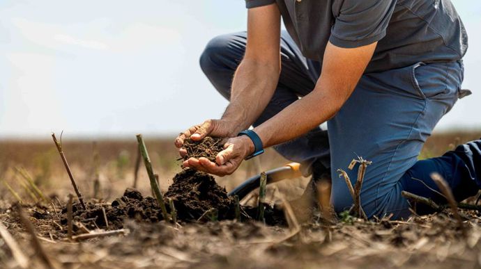 Les chefs d’exploitation peuvent adhérer progressivement au programme AgreenaCarbon et adopter de nouvelles pratiques à leur propre rythme.