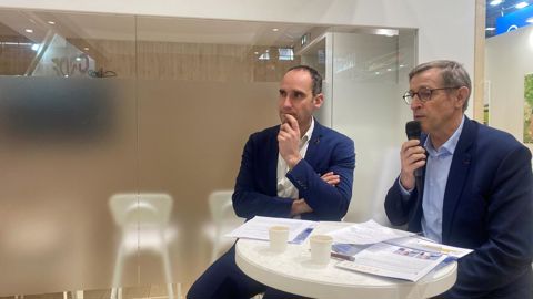 Mickaël Marcerou (à g.), vice-président Europe de LCA, et Dominique Chargé, président de LCA
