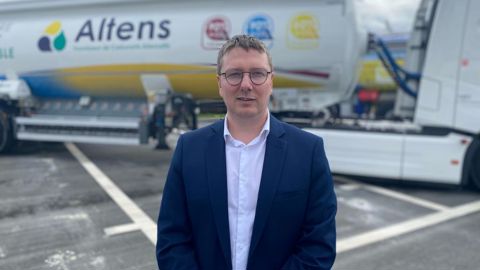 Le nouveau Pur100 bas carbone issu de la transformation d'huiles de colza français cultivé avec « des pratiques agricoles plus vertueuses » garantit une réduction des émissions de GES de 80%, selon Étienne Valtel, directeur général d'Altens.