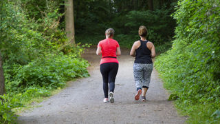 « Prendre soin de soi fait ressurgir certaines émotions, liées à l’enfance, à l’entourage », précise Véronique Nosal, formatrice en nutrition et santé. « Prendre soin de soi fait ressurgir certaines émotions, liées à l’enfance, à l’entourage », précise Véronique Nosal, formatrice en nutrition et santé.