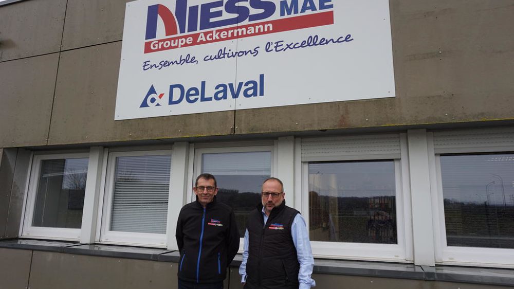 hilippe Ackermann (à droite), PDG du groupe Ackermann et Franc Plateau, responsable de l’activité élevage, sont confiants dans l’avenir de cette activité.