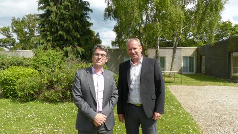 Pour Pierre-Yves Delespine, secrétaire exécutif et Éric Gérard, directeur de l’activité agricole d’Emil Frey, l’investissement dans la distribution du machinisme agricole va renforcer la robustesse du groupe.