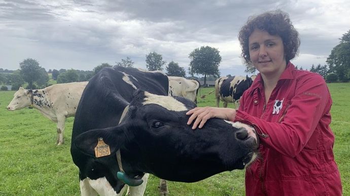 Louise veut vivre de sa passion de l'élevage laitier.