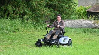 Ego Z6 à 6 batteries