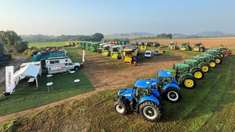99 machines et outils agricoles étaient proposés à la vente. 99 machines et outils agricoles étaient proposés à la vente.