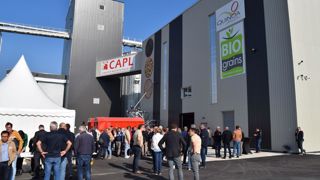 Avec sa nouvelle usine Perles d’Anjou, la CAPL va pouvoir accompagner le développement des productions et intervenir en prestation de services. Avec sa nouvelle usine Perles d’Anjou, la CAPL va pouvoir accompagner le développement des productions et intervenir en prestation de services.
