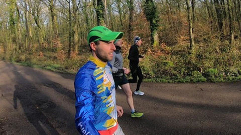 Les parcours sont en cours de repérage par la commission sport. Ici avec, du premier plan à l'arrière-plan, Fabrice Igier, (technicien EMC2), David Meder (directeur Terrain EMC2) et Daniel Muller (Lorca).