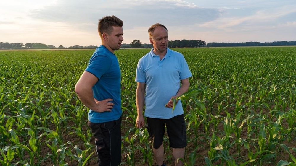 Le stage de parrainage permet, au repreneur et cédant, de préparer leur projet d'installation et retraite.
