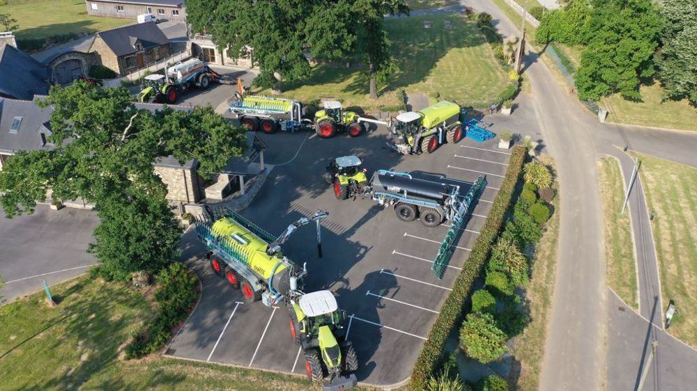 Kaweco proposait une large gamme de tonnes à lisier dont des versions spécifiques pour Claas Xerion.