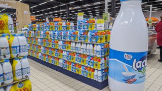 Unelle et Lactalis se sont accordés sur une partie du prix du lait acheté par l'industriel. Unelle et Lactalis se sont accordés sur une partie du prix du lait acheté par l'industriel.