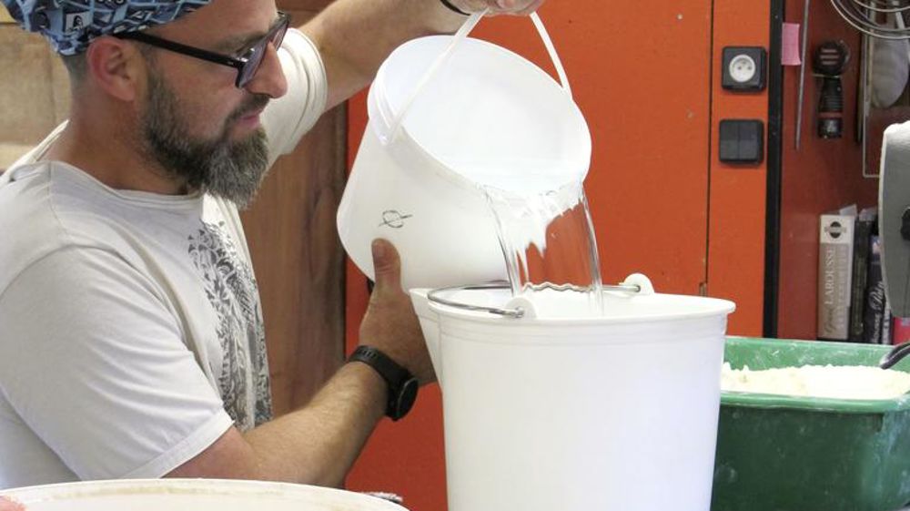 De plus en plus d'artisans prennent conscience du rôle pivot de l'eau dans la panification.