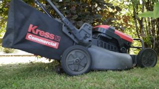  Tondeuse électrique Kress KC711 : performance et autonomie 