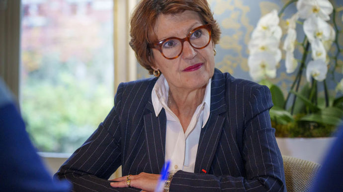 [] Le maintien de la ministre de l’Agriculture Annie Genevard divise