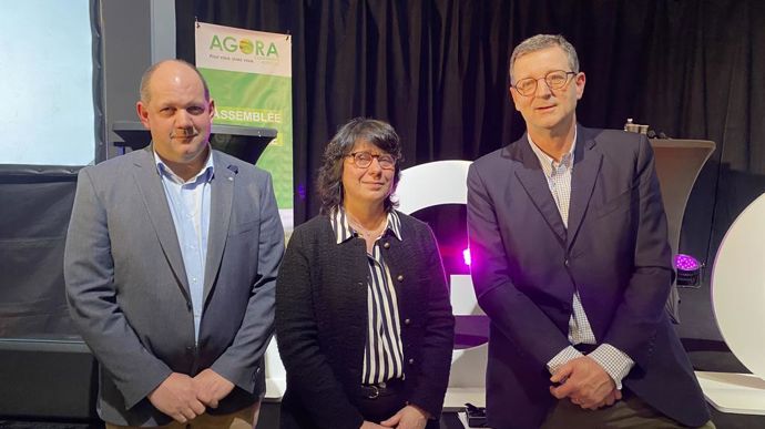 « Nos infrastructures ont besoin d’être revitalisées », estime Agnès Duwer, DG d'Agora, entourée du nouveau président, Etienne Grodet (à g.), et de l'ancien, Thierry Dupont.