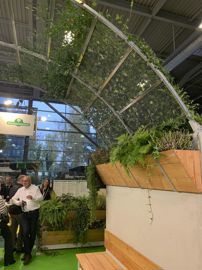 Le mur-ombri&egrave;re du c&ocirc;t&eacute; de la partie assise. (&copy; Mat&eacute;riel et Paysage)