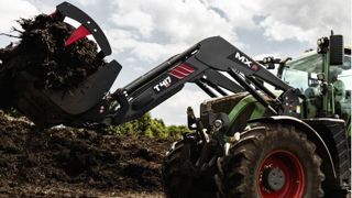 Le chargeur frontal T400 Evo de MX se décline en une large gamme pour des tracteurs de 80 à 300 ch. Le chargeur frontal T400 Evo de MX se décline en une large gamme pour des tracteurs de 80 à 300 ch.