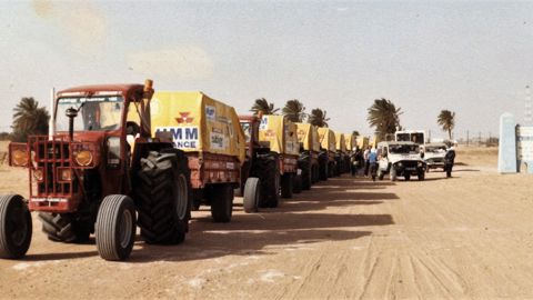 De Paris à Dakar en tracteur De Paris à Dakar en tracteur