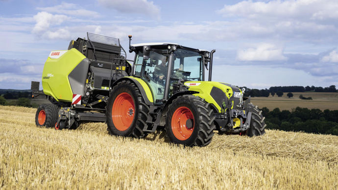 Les quatre modèles de la gamme Axos 3 couvrent une plage de puissance de 92 à 120 ch.