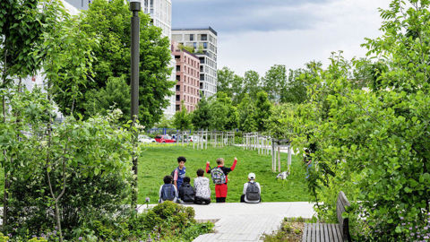 Les jardins du Pré-Gaudry, à Lyon, ont remporté le prix européen « Green Cities Award », soit prix des villes vertes. Il a été remis à la métropole de Lyon à l’occasion d’IPM Essen, le 30 janvier 2025. Les jardins du Pré-Gaudry, à Lyon, ont remporté le prix européen « Green Cities Award », soit prix des villes vertes. Il a été remis à la métropole de Lyon à l’occasion d’IPM Essen, le 30 janvier 2025.