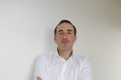 Portrait de Julien Dervillers avocat au cabinet Proxima à Rennes