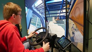 Le simulateur avec toutes les options choisies par le lycée a coûté 80 000 euros environ, dont la moitié de subventions régionales.