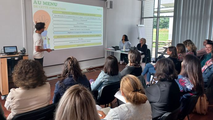 Chez Euralis, une cinquantaine de collaborateurs de la sphère RH ont été formés pour pouvoir mieux répondre aux questions des salariés au sujet de la gestion de leur fin de carrière.